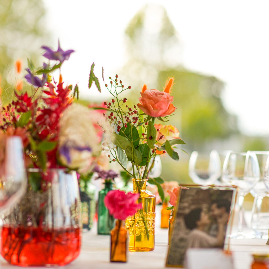 Les fleurs en scéne pour un décor de table_-3
