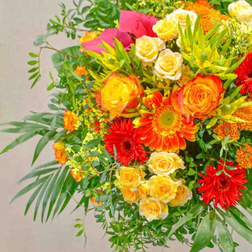 Bouquet rond de couleurs colorées selon notre arrivage