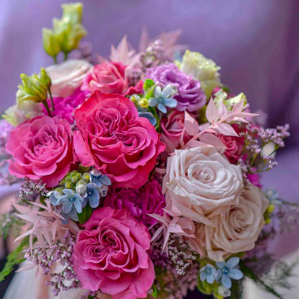 bouquet de marié de rose fuchia_